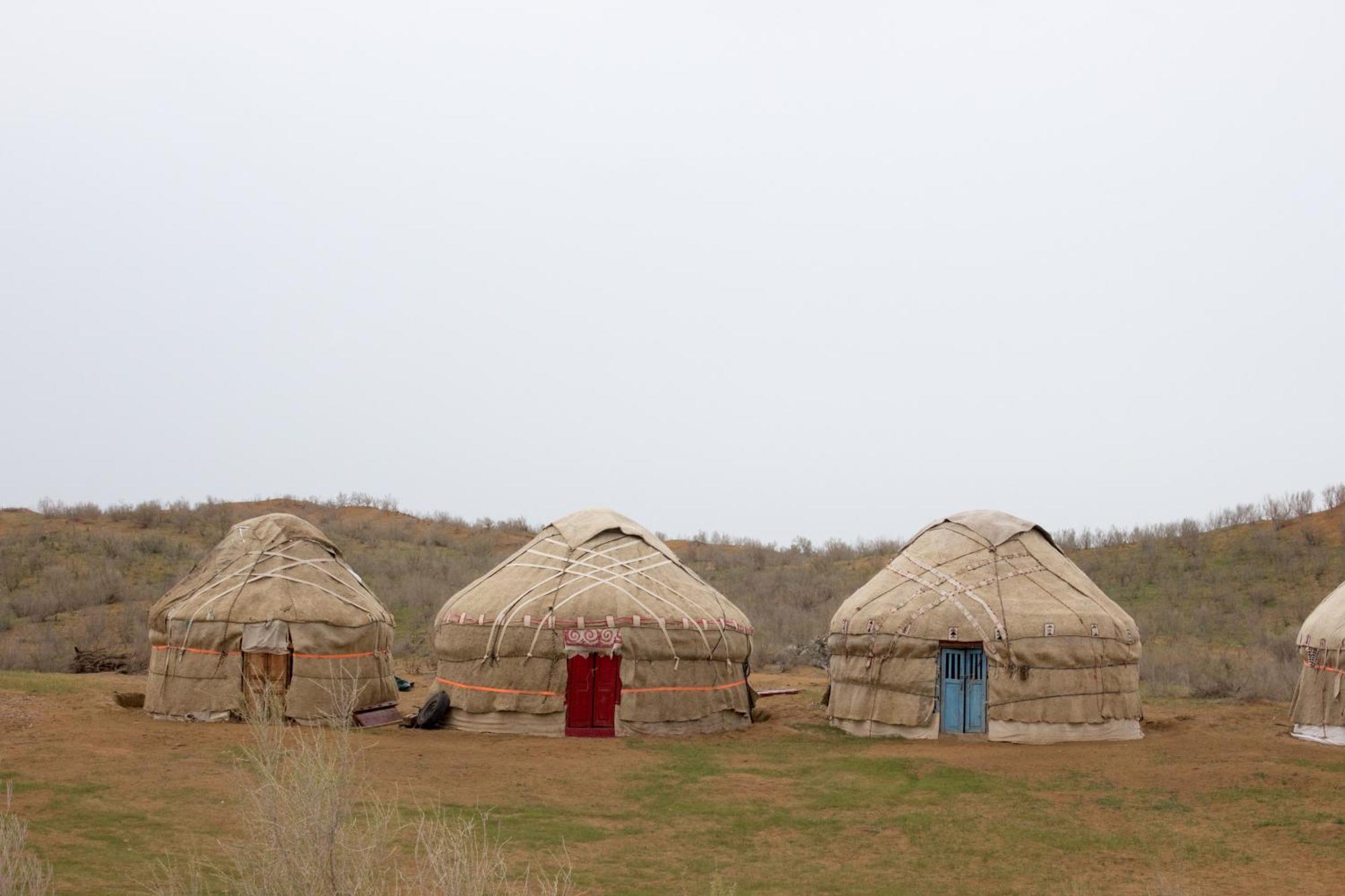 Authentic Uzbek Yurt Camp Eco-Friendly Hotel Nurota Ngoại thất bức ảnh