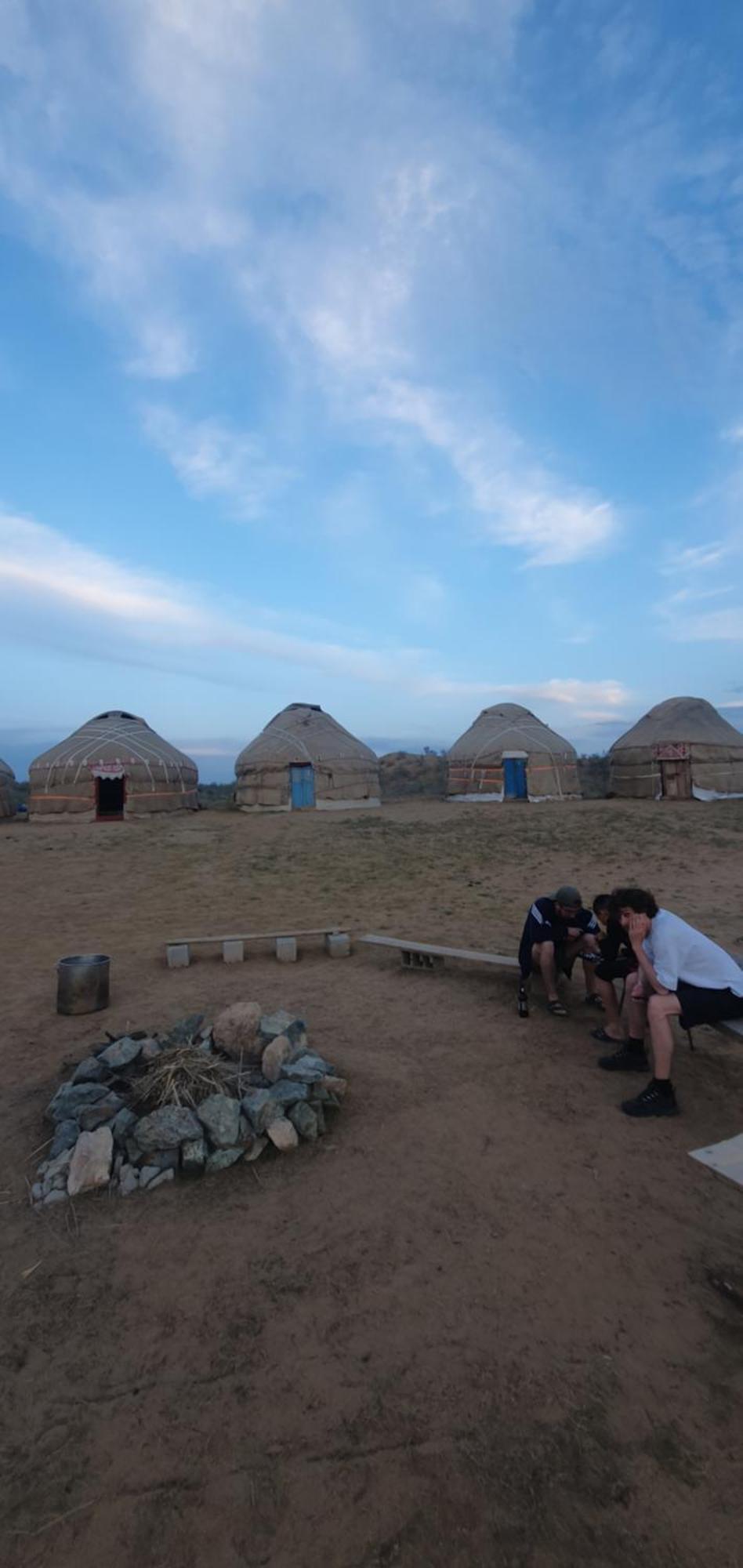 Authentic Uzbek Yurt Camp Eco-Friendly Hotel Nurota Ngoại thất bức ảnh