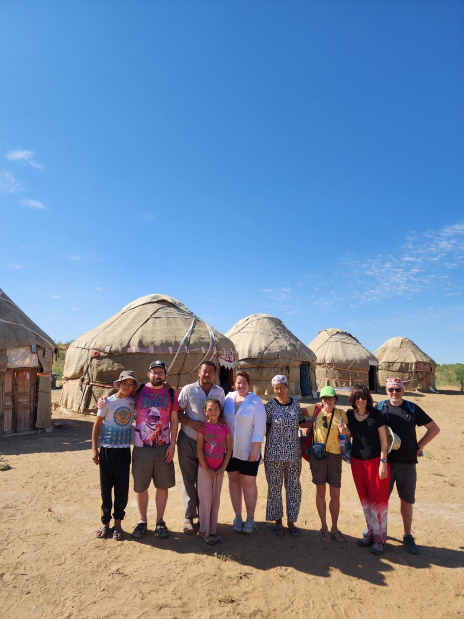 Authentic Uzbek Yurt Camp Eco-Friendly Hotel Nurota Ngoại thất bức ảnh