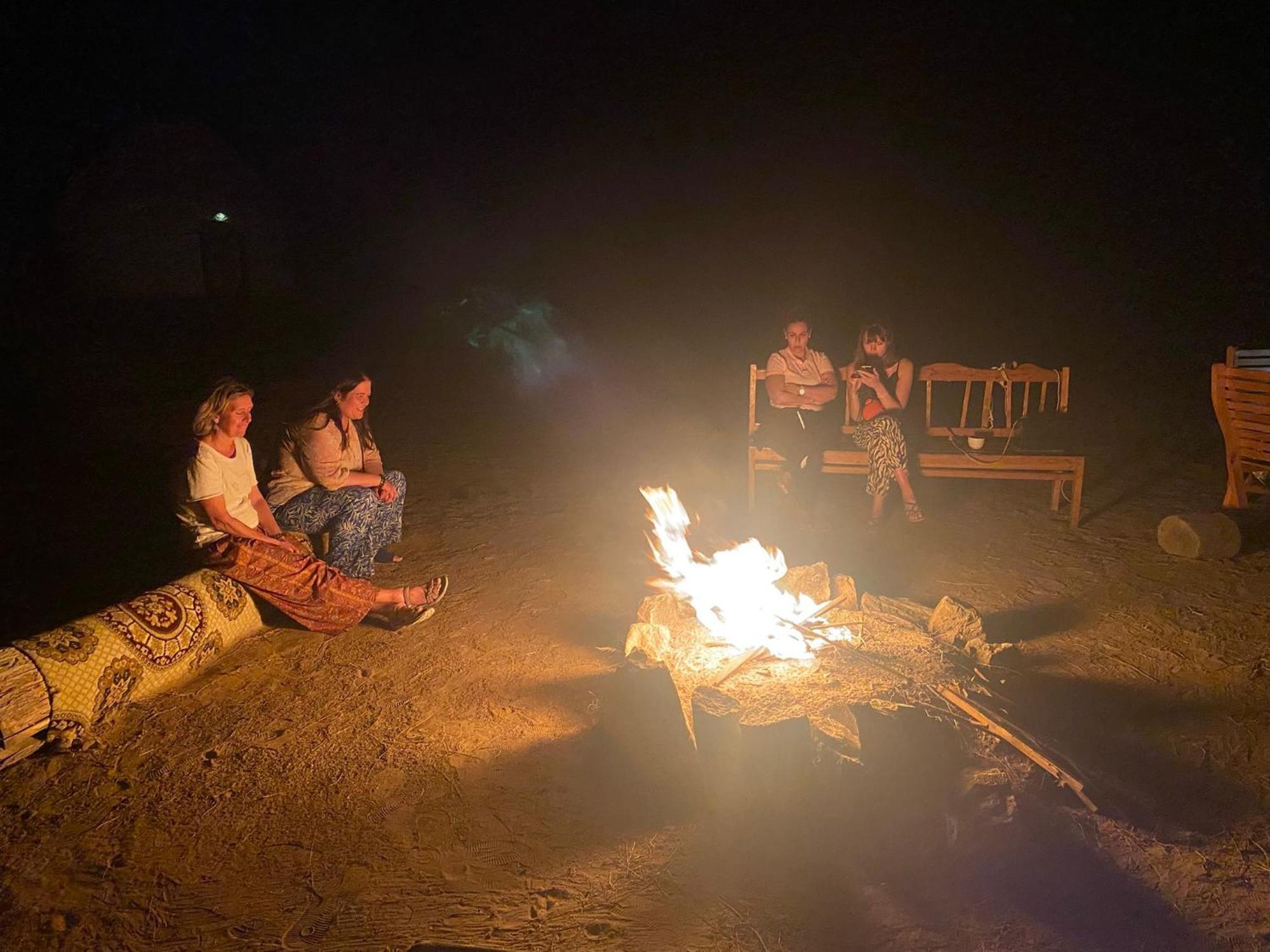 Authentic Uzbek Yurt Camp Eco-Friendly Hotel Nurota Ngoại thất bức ảnh